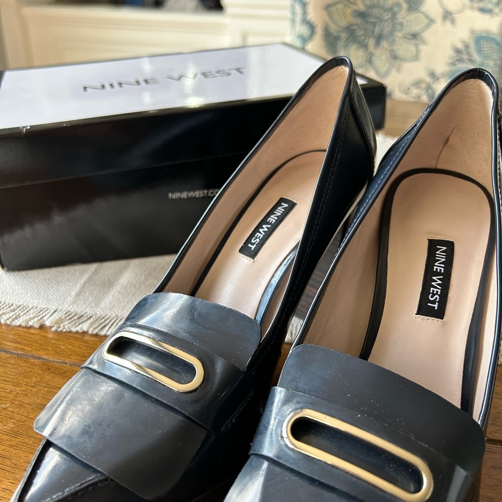 Navy Blue Nine West Heels - Picture 3 of 10
